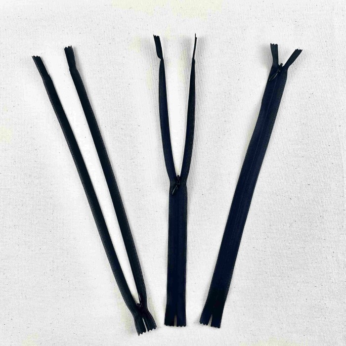 Fermeture invisible non séparable noir en nylon 30cm Fermeture invisible non séparable noir en nylon 30cm