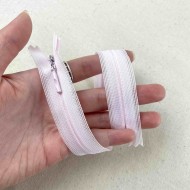 Fermeture invisible non séparable fantaisie rose en nylon 30cm