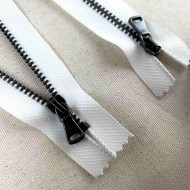 Fermeture non séparable blanc en métal 10cm