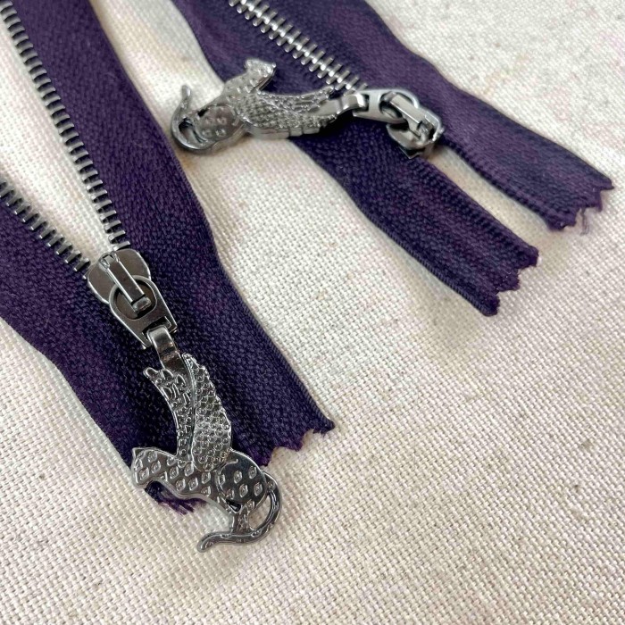 Fermeture fantaisie non séparable violet en métal 10cm