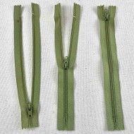 Fermeture non séparable vert olive en nylon 16cm