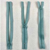 Fermeture non séparable vert d'eau en nylon 18cm