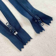 Fermeture non séparable  marine foncé en nylon 18cm