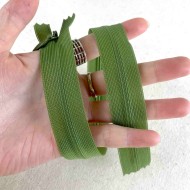 Fermeture invisible vert en nylon 40cm