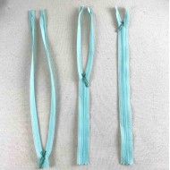 Fermeture invisible fantaisie bleu ciel en nylon 30cm