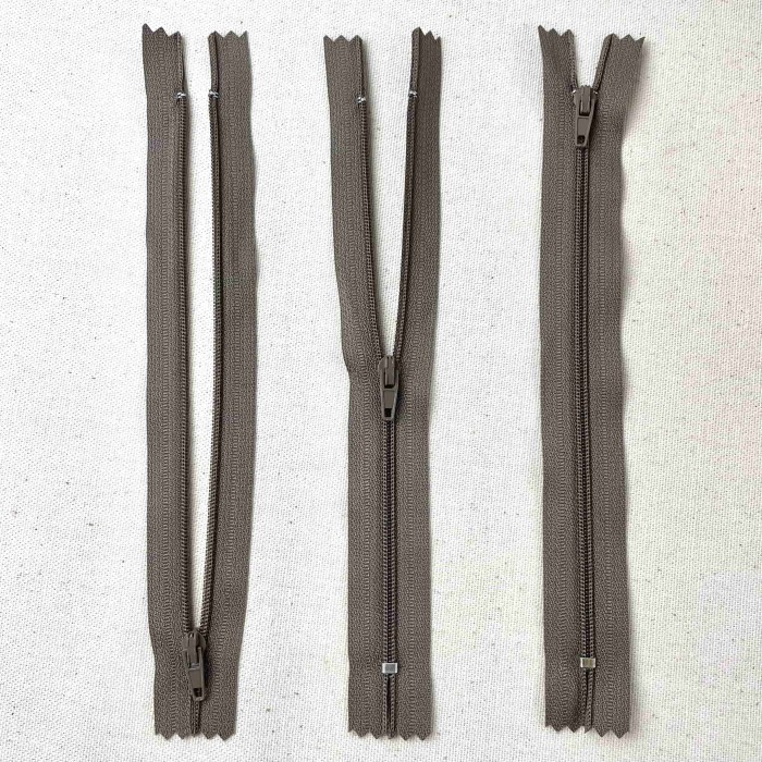 Fermeture non séparable taupe foncé en nylon 18cm