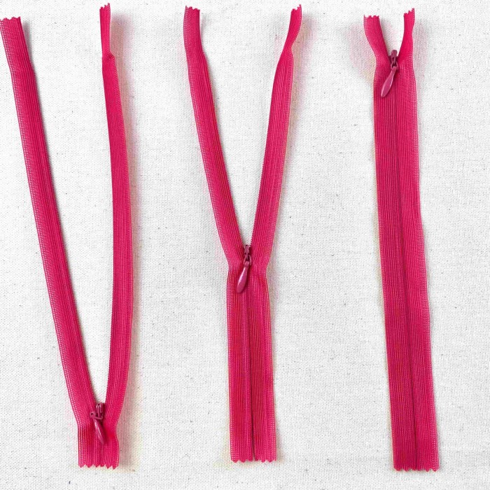 Fermeture invisible non séparable rose fuchsia en nylon 20cm Fermeture invisible non séparable rose fuchsia en nylon 20cm