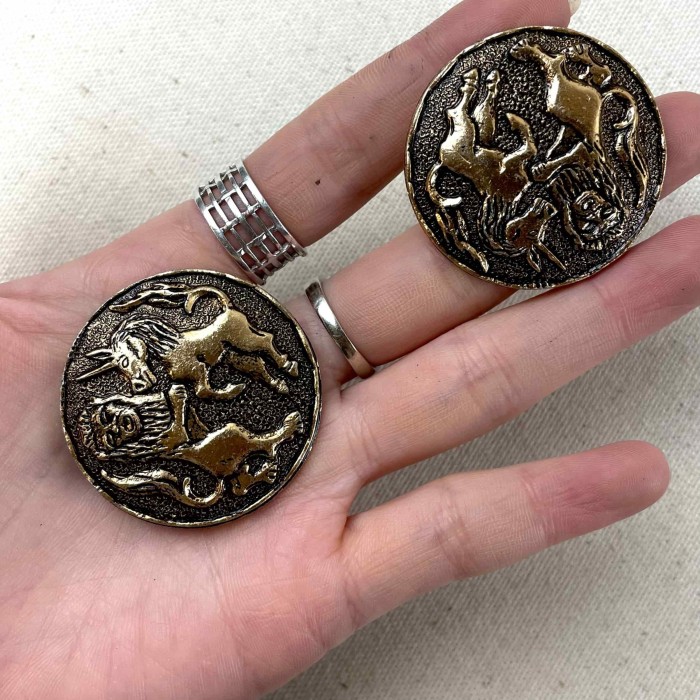 Bouton rond bijou cuivre lion licorne 40mm