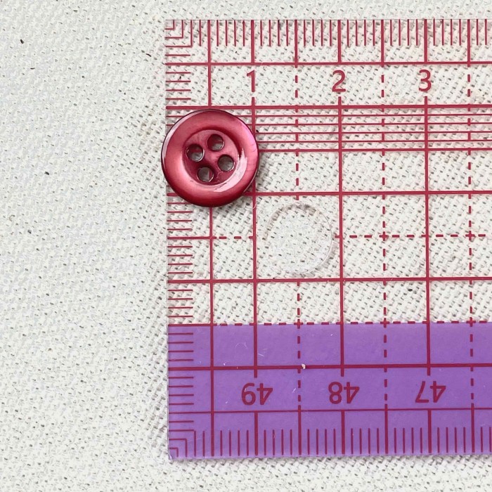 Bouton nacre rond framboise 10mm