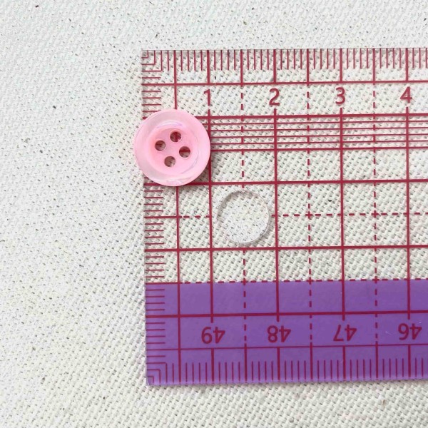 Bouton nacre rond rose bonbon 10mm Bouton nacre rond rose bonbon 10mm