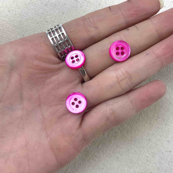 Bouton nacre rond rose violet 10mm Bouton nacre rond rose violet 10mm