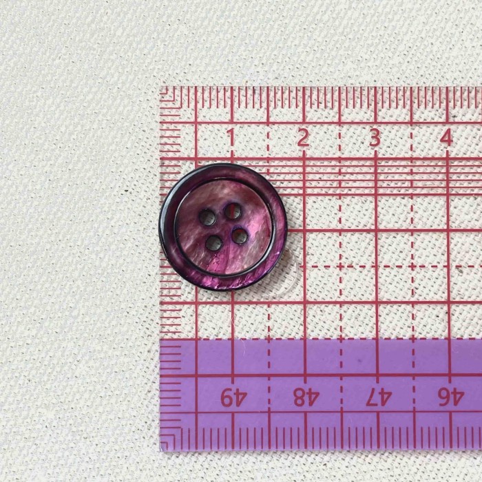 Bouton nacre rond violet bordeaux 17mm