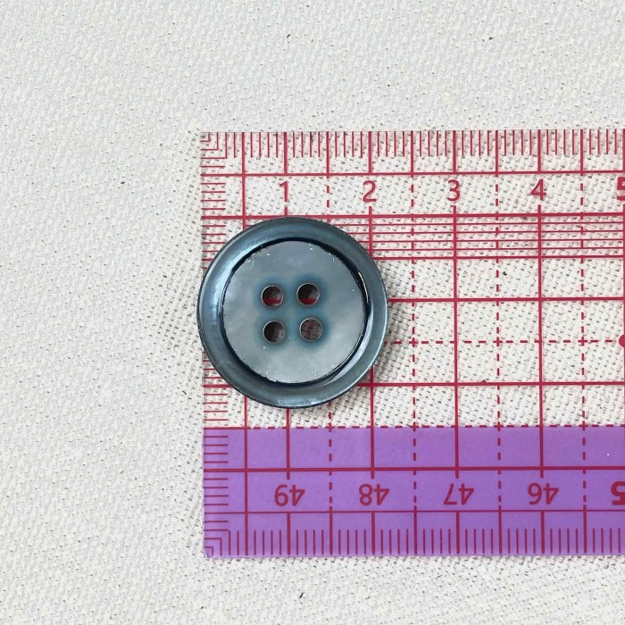 Bouton nacre rond bleu gris 22mm