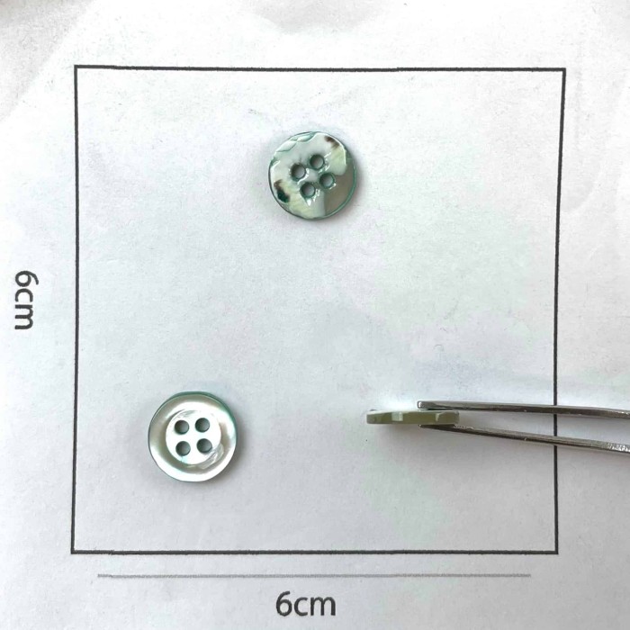 Bouton nacre rond vert gris 10mm