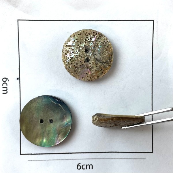 Bouton nacre rond naturel 20mm Bouton nacre rond naturel 20mm