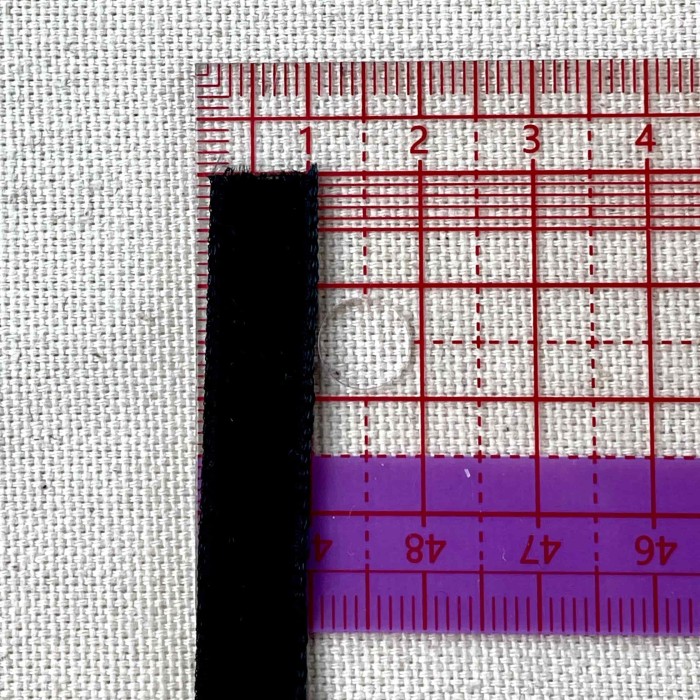 Ruban velours noir 9 mm Ruban velours noir 9 mm