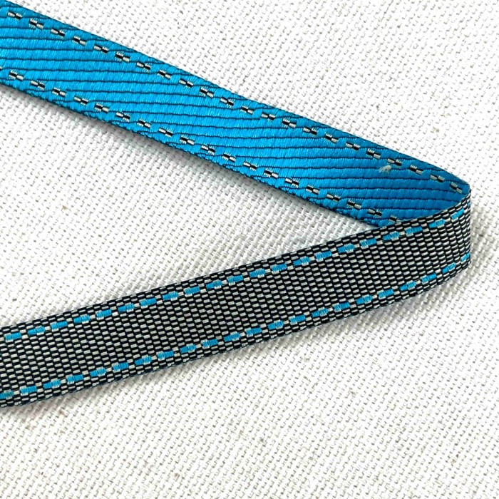 Galon fantaisie gris bleu 10 mm