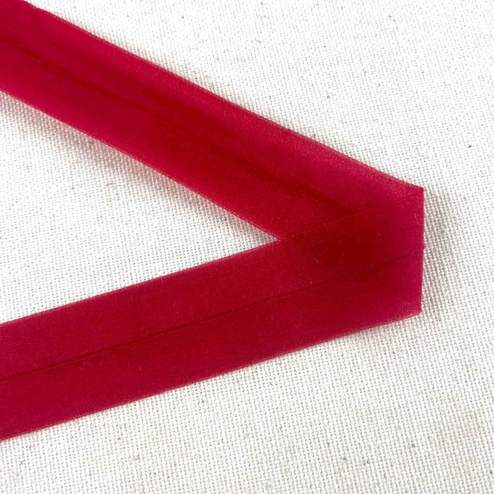 Ruban mousseline élasthanne pré-plié rouge 24 mm Ruban mousseline élasthanne pré-plié rouge 24 mm