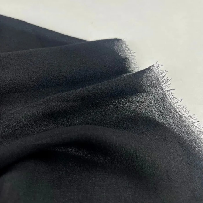 Tissu voile de viscose crêpe noir Tissu voile de viscose crêpe noir