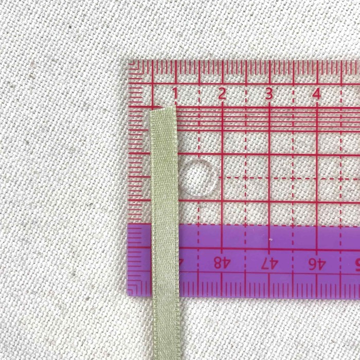 Ruban satin double face vert clair 10 mm