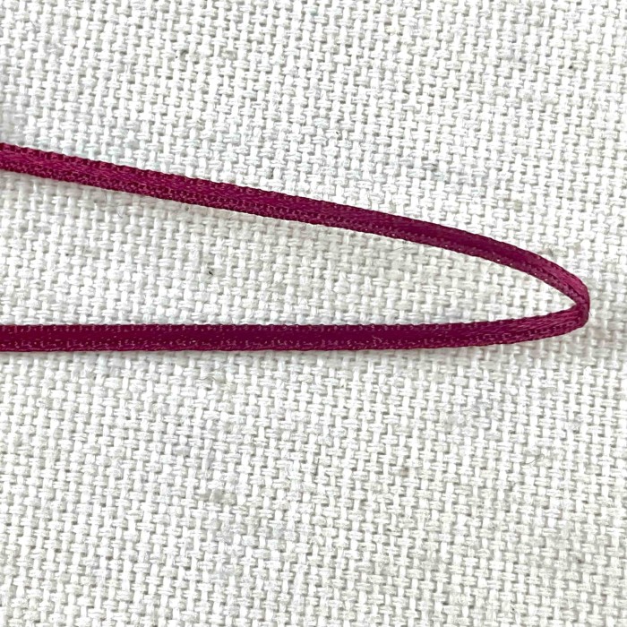 Ruban satin double face burgundy 1.5 mm