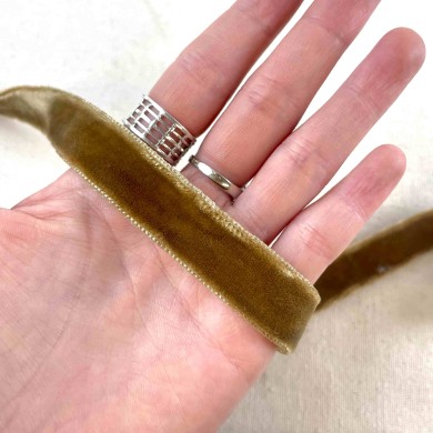 Ruban velours double face kaki 16 mm