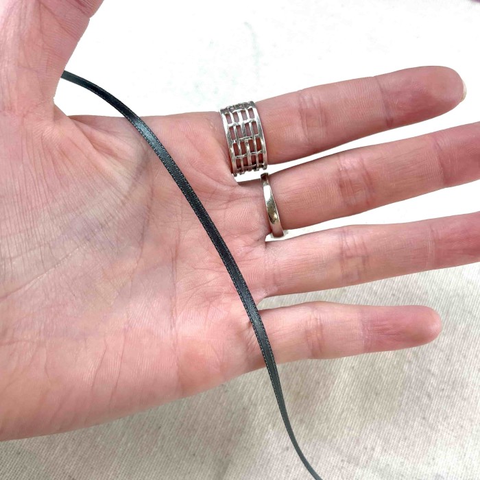 Ruban satin double face gris foncé 3 mm