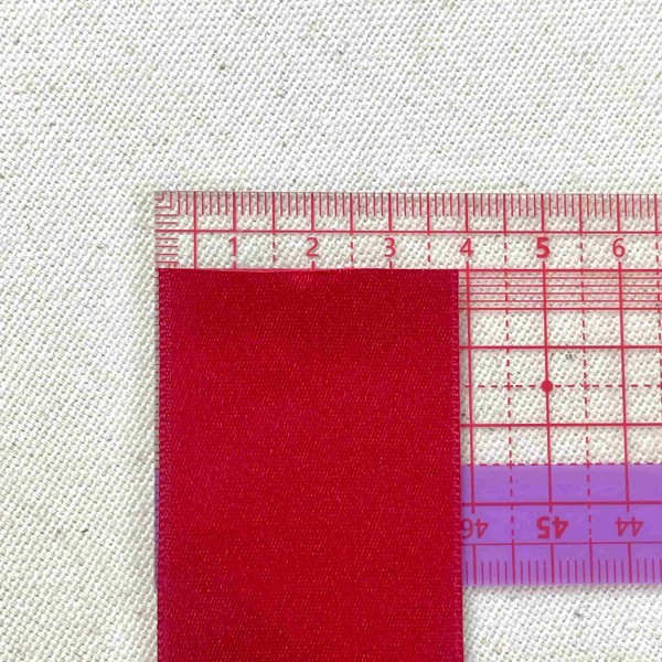 Ruban satin double face rouge foncé 38 mm Ruban satin double face rouge foncé 38 mm
