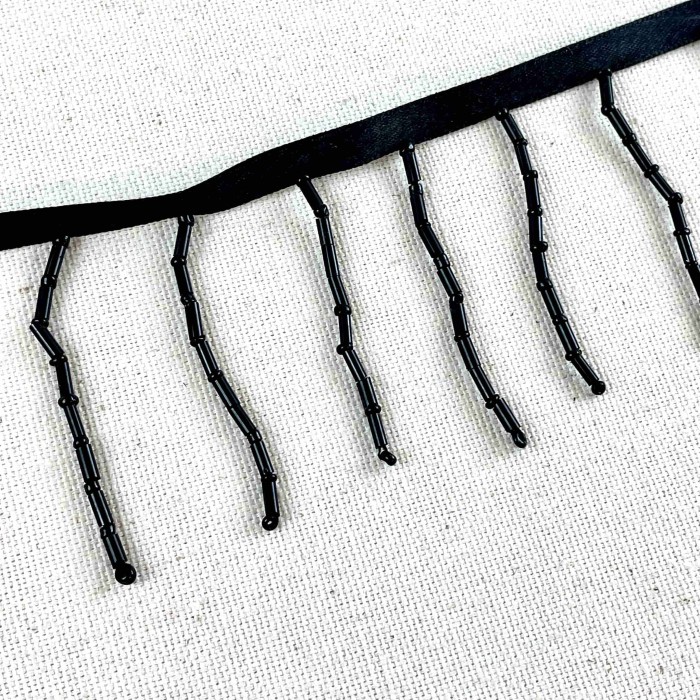 Galon à frange perles noir 5.5cm