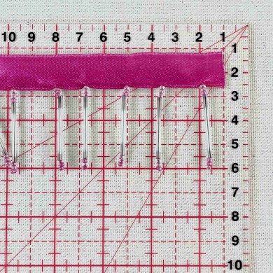 Galon à frange perles rose 5cm