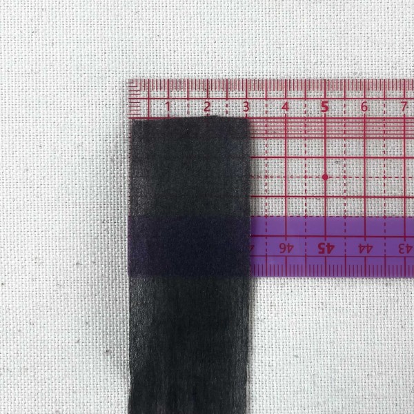 Ruban entoilage thermocollant noir 3cm Ruban entoilage thermocollant noir 3cm