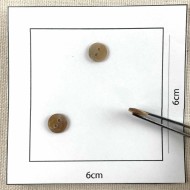 Bouton nacre rond taupe 7mm