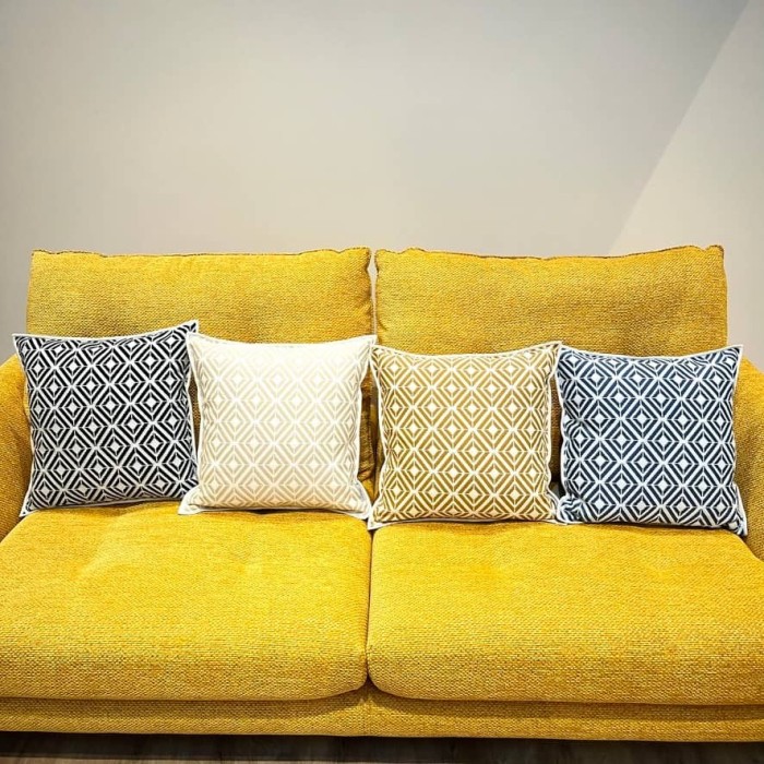 Housse de Coussin In&Extérieur Embiez bleu poudré - Tissu d'éditeur Housse de Coussin In&Extérieur Embiez bleu poudré - Tissu d'éditeur