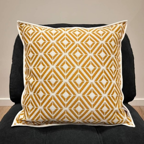 Housse de Coussin In&Extérieur Embiez camel - Tissu d'éditeur