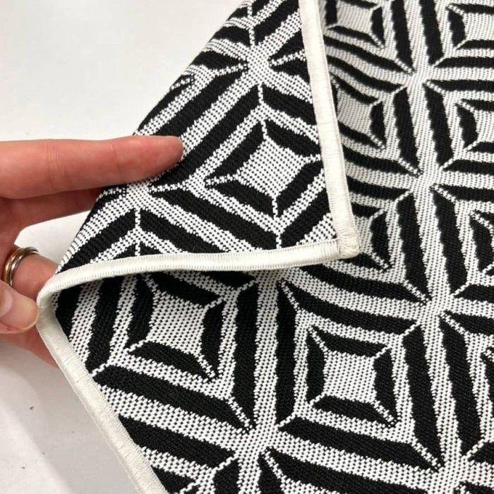 Housse de Coussin In&Extérieur Embiez noir - Tissu d'éditeur Housse de Coussin In&Extérieur Embiez noir - Tissu d'éditeur