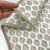 Housse de Coussin Ange kaki - Tissu d'éditeur Housse de Coussin Ange kaki - Tissu d'éditeur