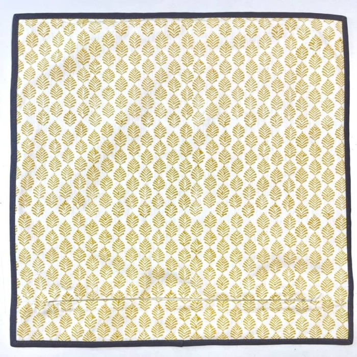 Housse de Coussin Ange moutard - Tissu d'éditeur Housse de Coussin Ange moutard - Tissu d'éditeur