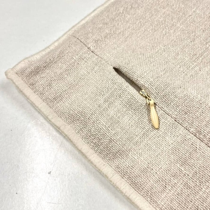 Housse de Coussin Bonnieux écru - Tissu d'éditeur Housse de Coussin Bonnieux écru - Tissu d'éditeur