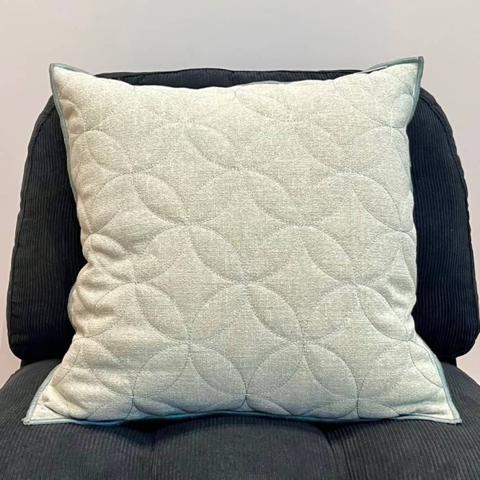 Housse de Coussin Bonnieux vert d'eau - Tissu d'éditeur