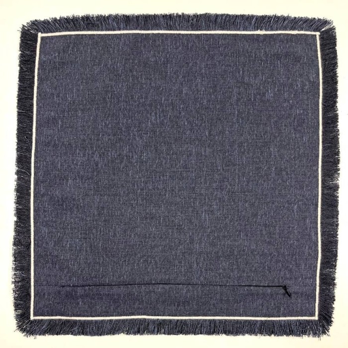 Housse de Coussin Bruges indigo frangé - Tissu d'éditeur Housse de Coussin Bruges indigo frangé - Tissu d'éditeur