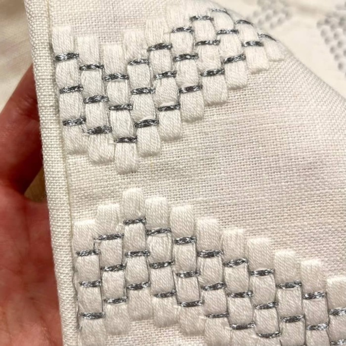 Housse de Coussin soho blanc points argentés - Tissu d'éditeur