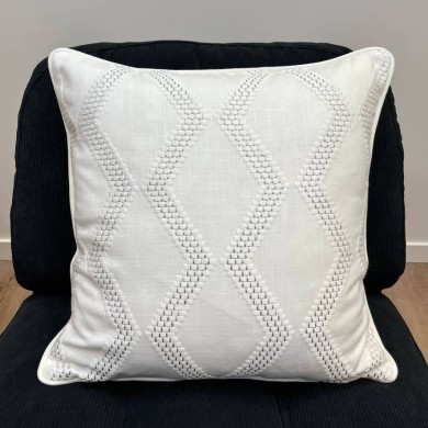 Housse de Coussin soho blanc points argentés - Tissu d'éditeur Housse de Coussin soho blanc points argentés - Tissu d'éditeur
