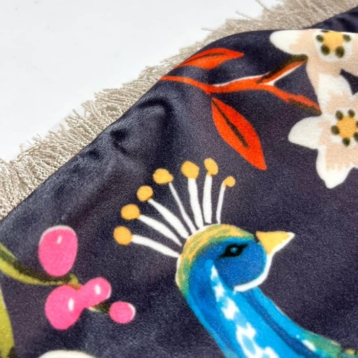 Housse de Coussin en velours Eva paon gris foncé - Tissu d'éditeur