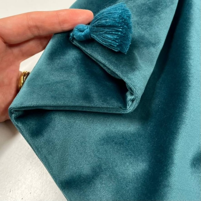 Housse de Coussin en velours avec pompon Coulisse bleu canard - Tissu d'éditeur