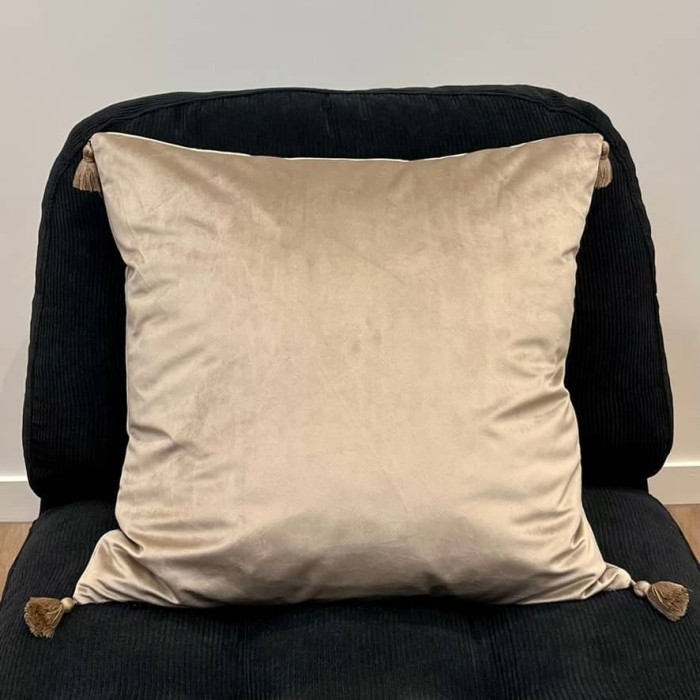 Housse de Coussin en velours avec pompon Coulisse bronze - Tissu d'éditeur
