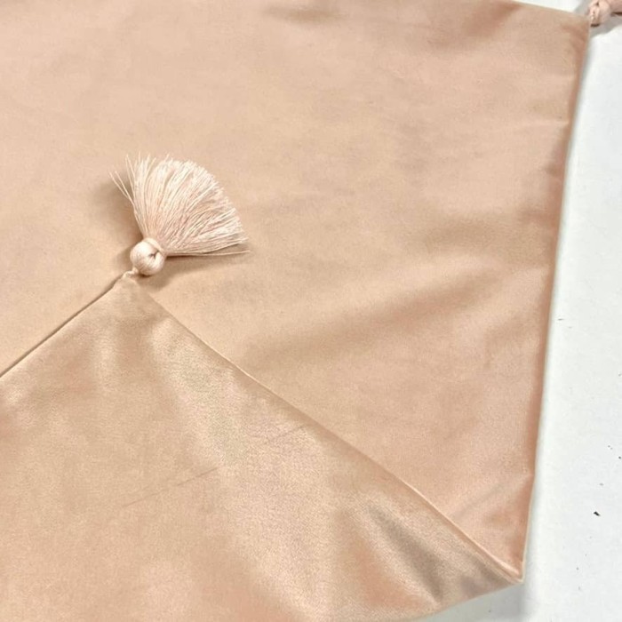 Housse de Coussin en velours avec pompon Coulisse rose poudré - Tissu d'éditeur