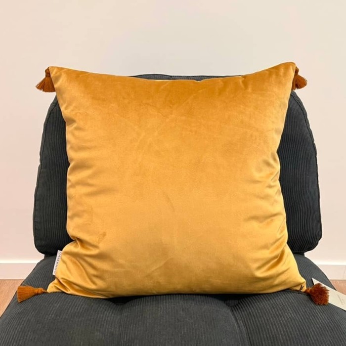 Housse de Coussin en velours avec pompon Coulisse camel - Tissu d'éditeur