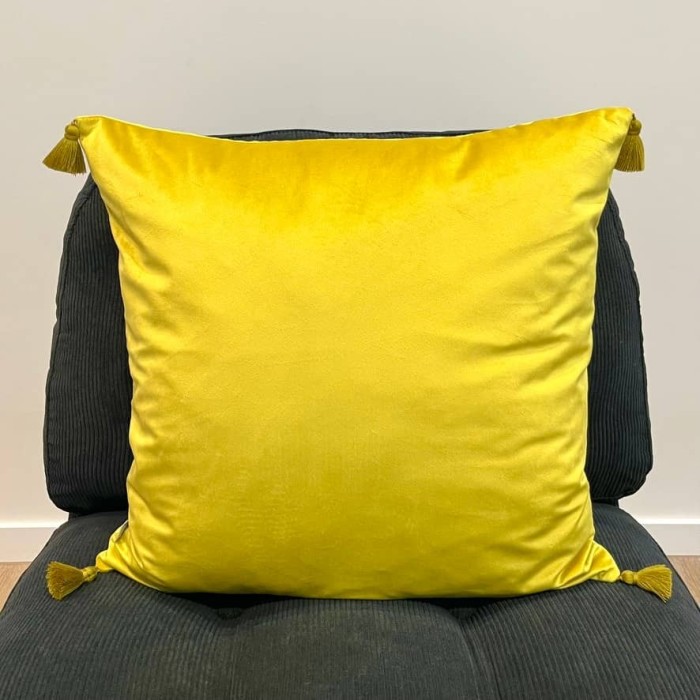 Housse de Coussin en velours avec pompon Coulisse jaune - Tissu d'éditeur