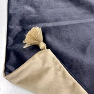 Housse de Coussin en velours avec pompon Coulisse double face beige et noir - Tissu d'éditeur