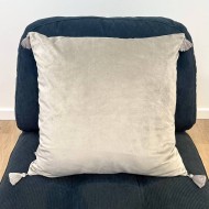 Housse de Coussin en velours avec pompon Coulisse double face blanc et gris - Tissu d'éditeur